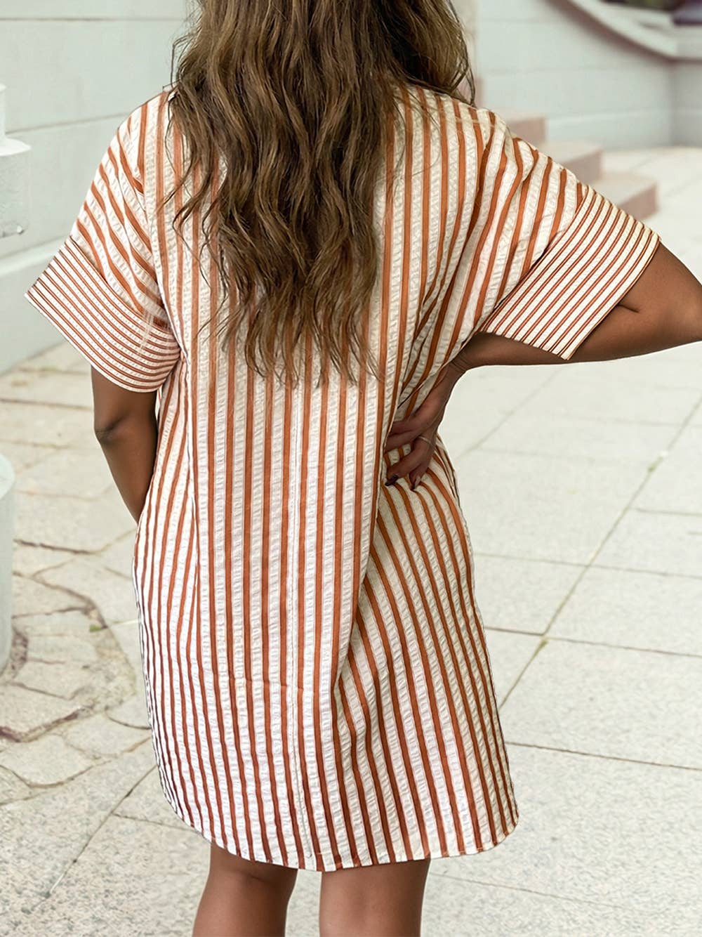 Spring Pinched V Neck Turn-up Cuffs Shift Mini Dress | S-4X