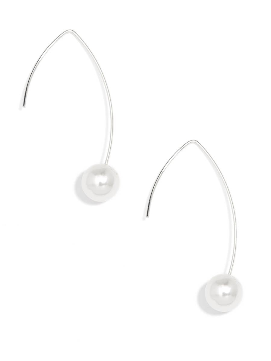 Pearl Pull Through Earring