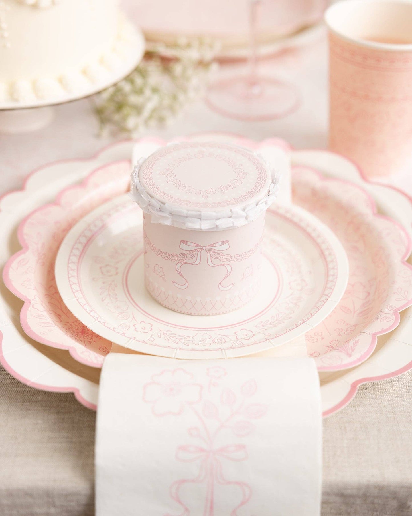 Pembroke Small Pink Floral 7" Plates