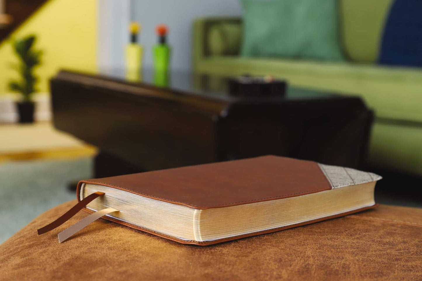 NIV Thinline Bible, Leathersoft, Brown, Red Letter