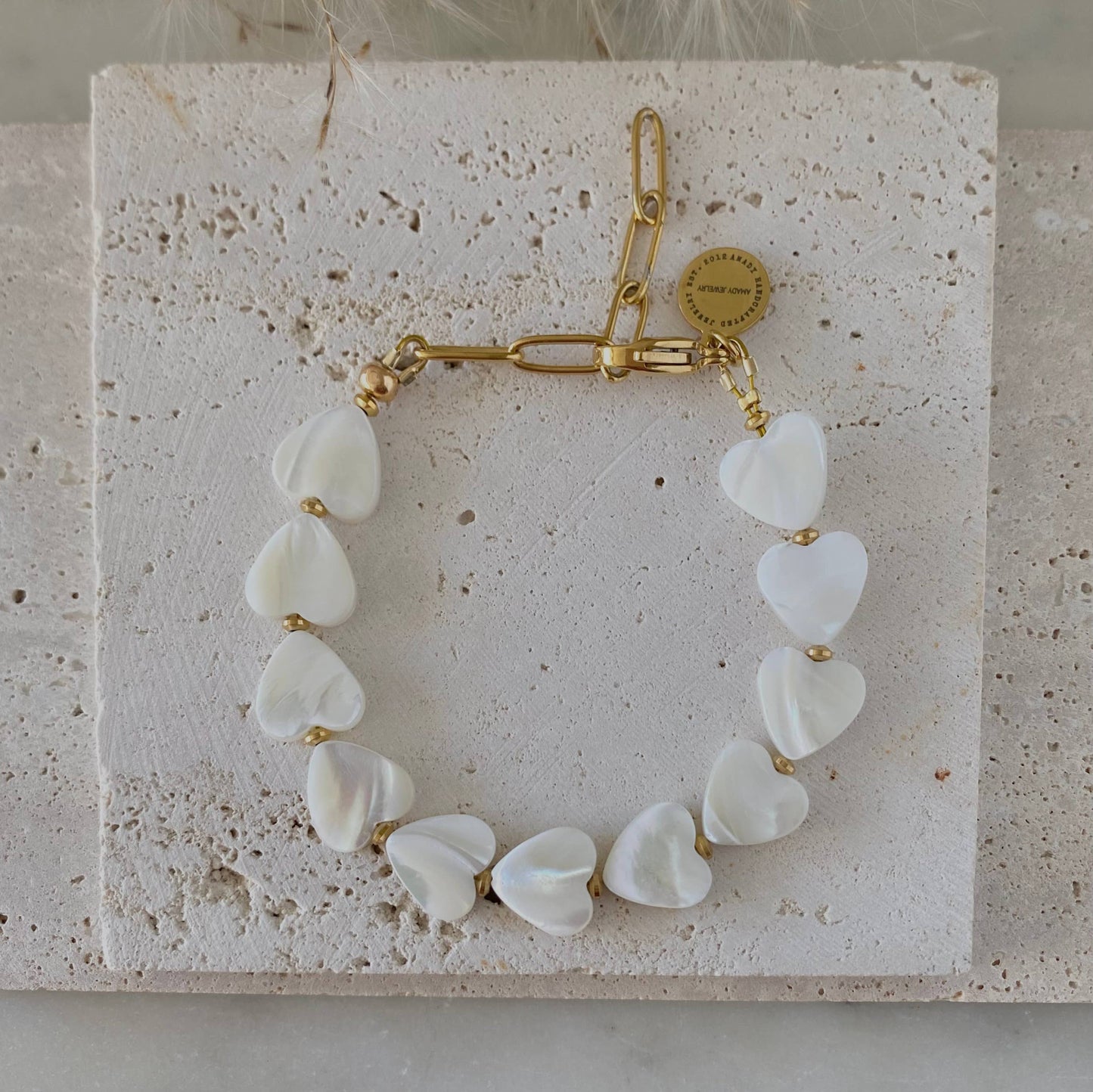 AMADY Heart Shaped Pearl Shell Bracelet 18k gold plated