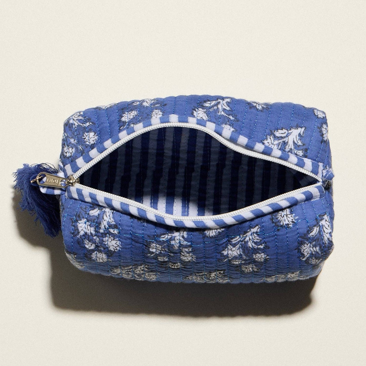 Stone & Stitch Cosmetic Pouch – Zipper Makeup Bag with Tassel