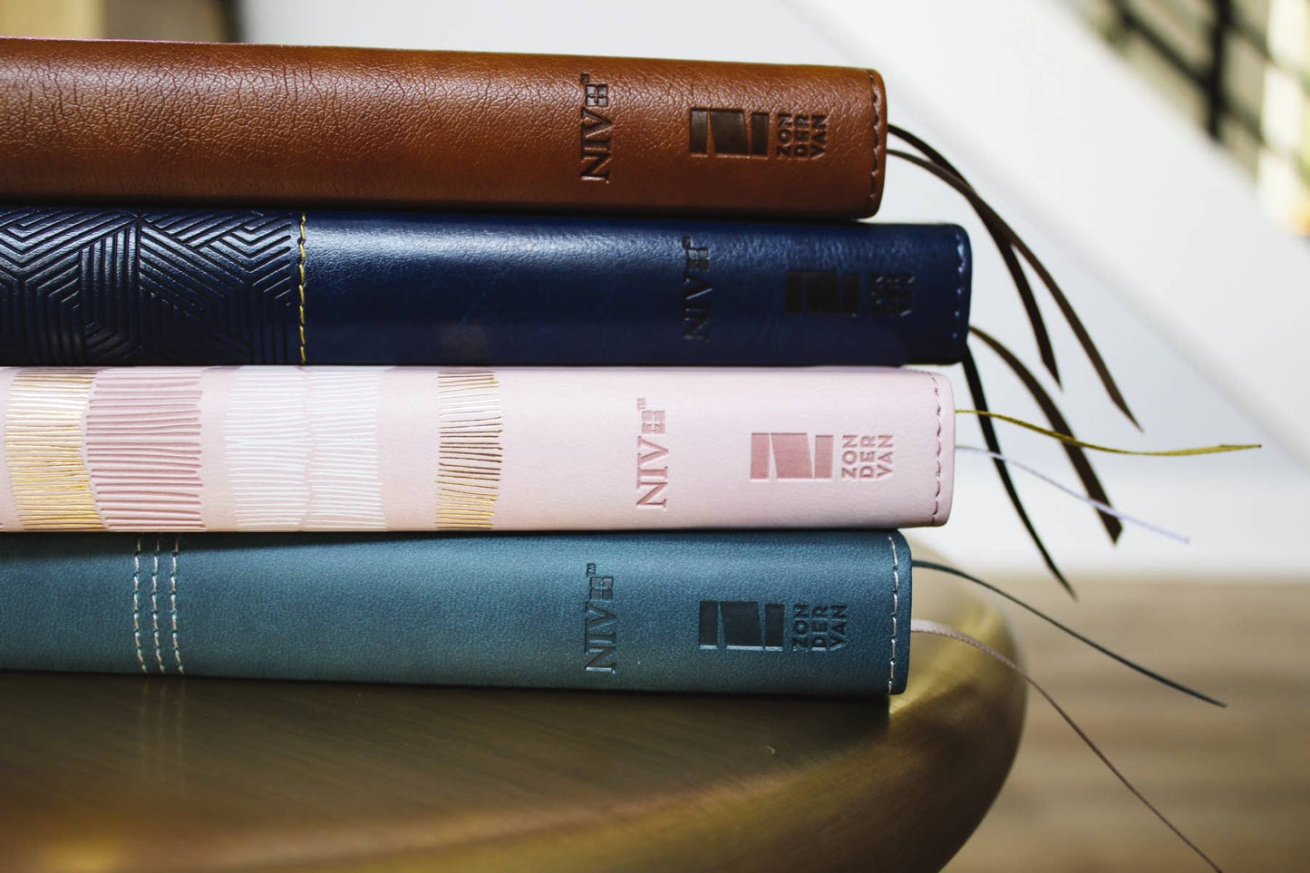 NIV Thinline Bible, Leathersoft, Brown, Red Letter