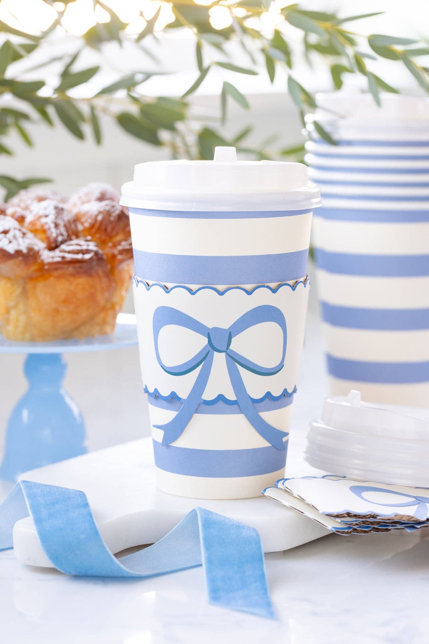 Blue Ribbon To-Go Cups