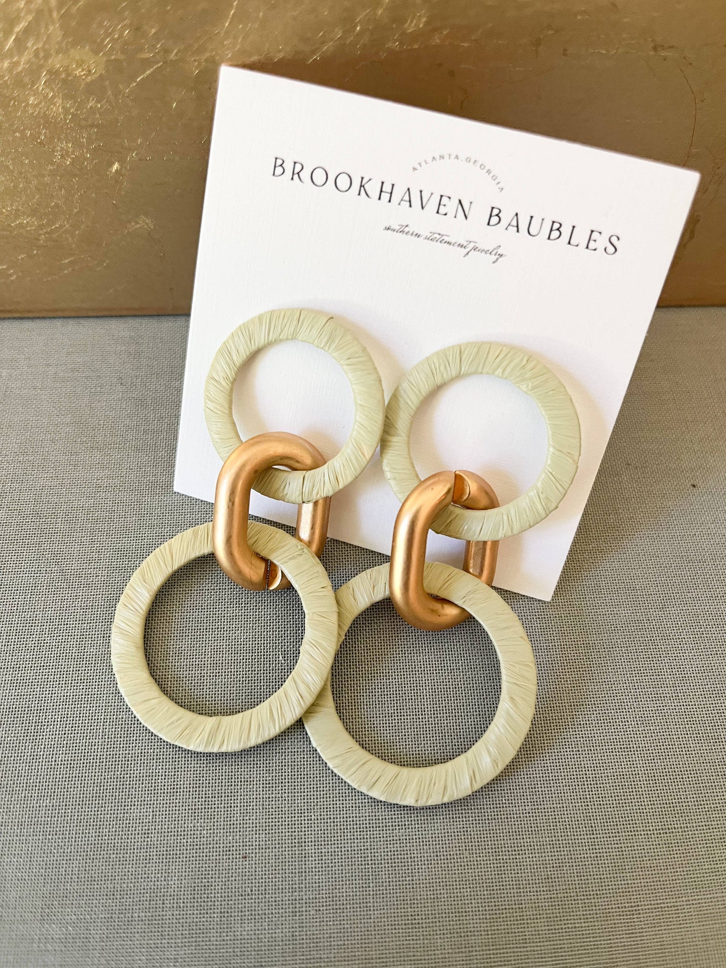 Sage Green & Matte Gold circle link earring