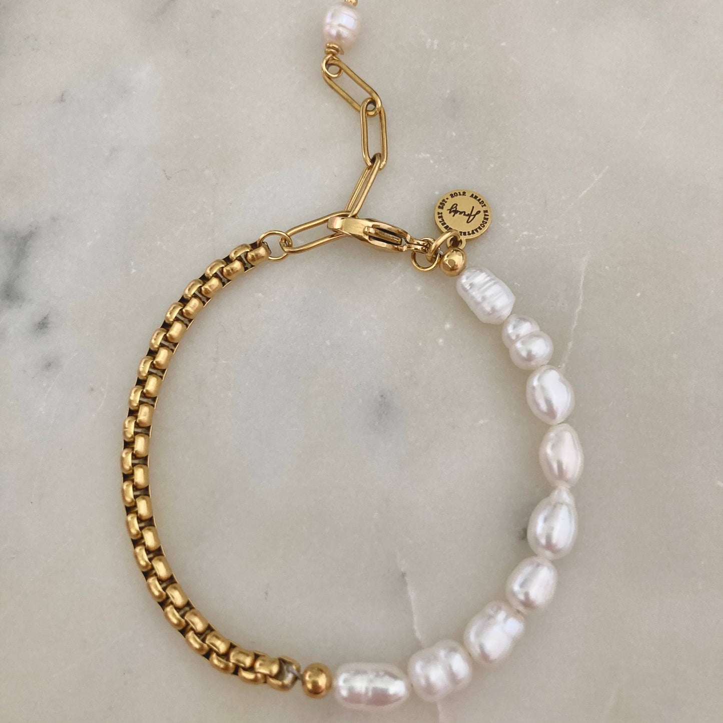 AMADY Pearls Bracelet Gold plated box chain adjustable