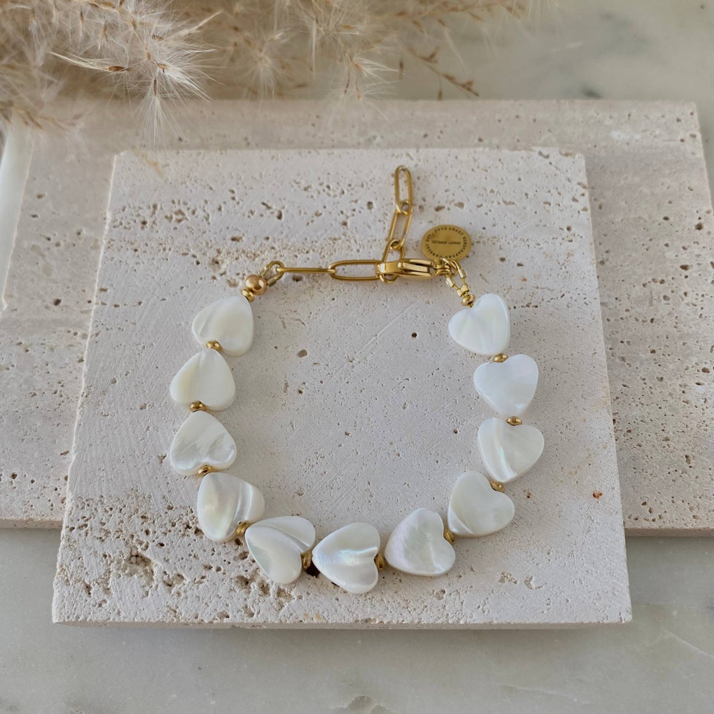 AMADY Heart Shaped Pearl Shell Bracelet 18k gold plated