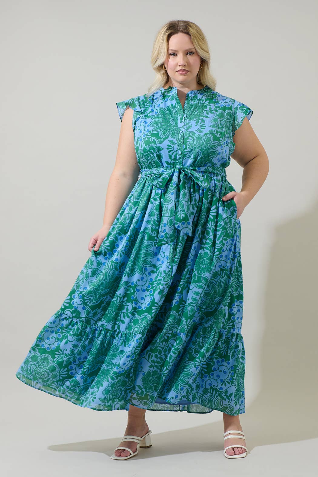 Tressa Floral Riah Button Down Maxi Dress Curve